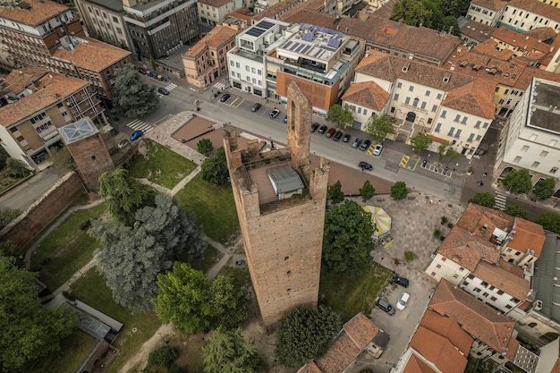 Perspective aérienne de la tour historique de Rovigo City39s