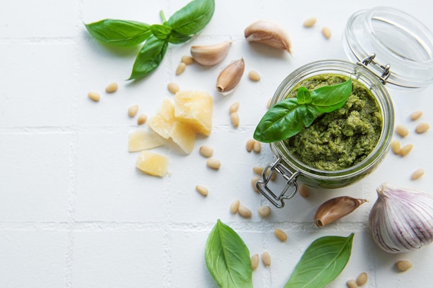 Pesto de basilic vert