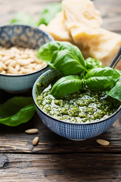 Pesto typiquement italien