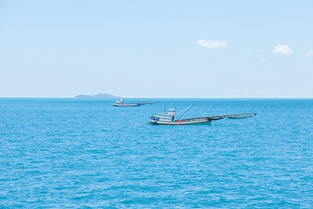 Petit bateau de pêche