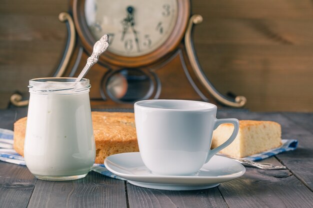 Photo petit déjeuner bio naturel sain