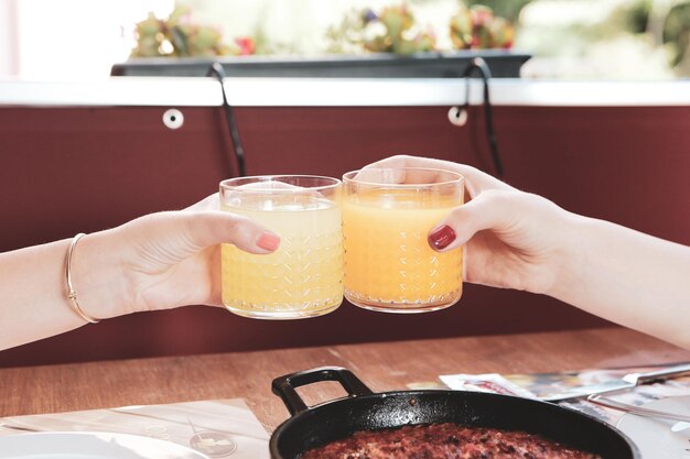 Petit déjeuner copieux et délicieux