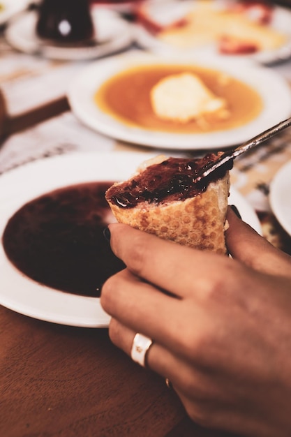 Petit déjeuner copieux et délicieux