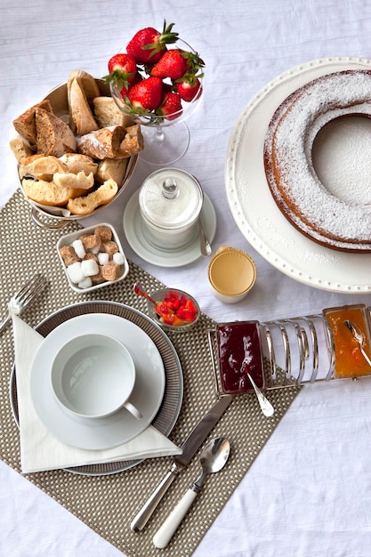 petit-déjeuner français