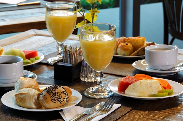 Petit déjeuner à l'hôtel