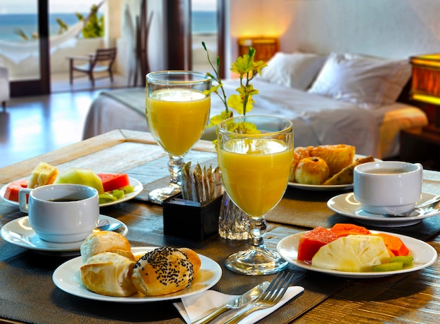 Petit déjeuner à l'hôtel