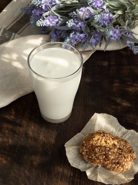 Photo petit déjeuner le jour d'été