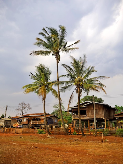 Le petit village du sud du Laos