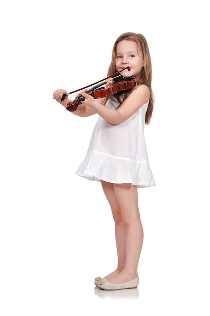 Petite fille avec violon