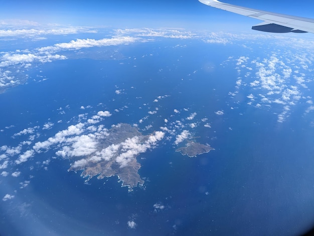 Une petite île dans l'océan