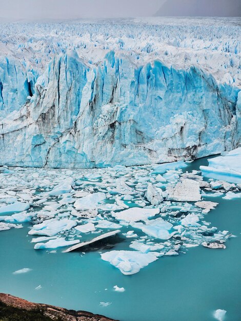 Photo une petite partie du grand glacier perito moreno