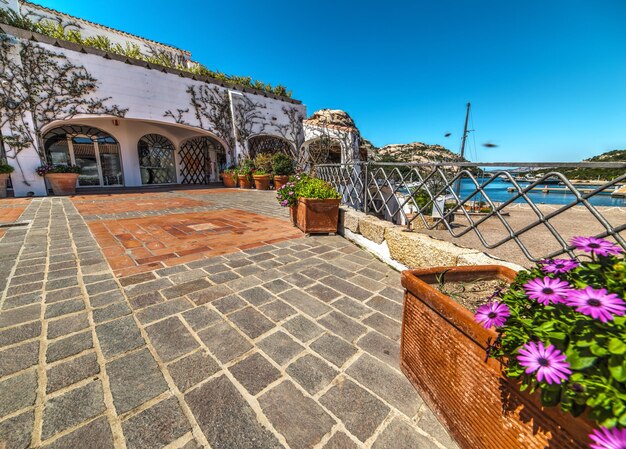 Petite place à Poltu Quatu Sardaigne