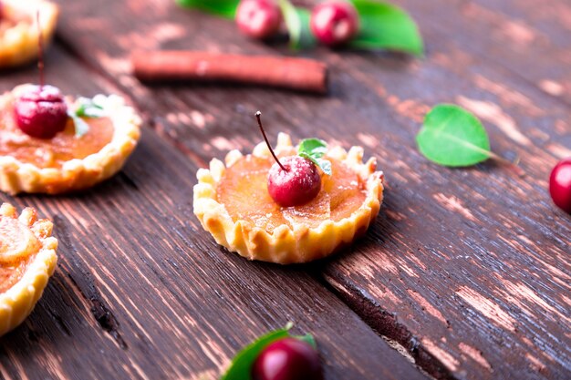 Petites tartes caramel pomme