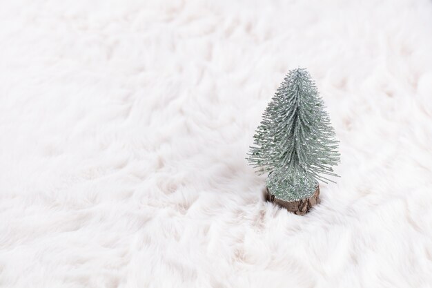 Petits Arbres De Noël Et Fond De Laine.