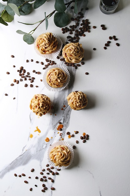 Petits gâteaux au café faits maison