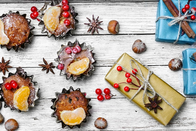 Petits gâteaux et cadeaux de Noël