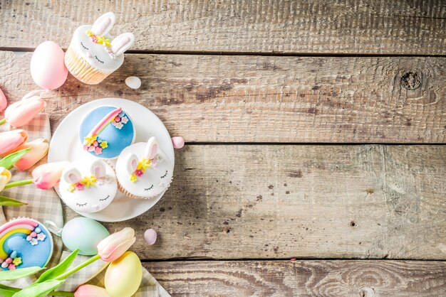 Petits gâteaux de Pâques faits maison mignons