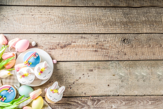 Petits gâteaux de Pâques faits maison mignons