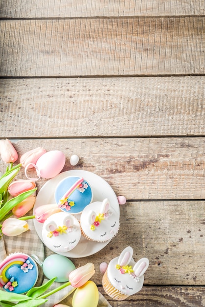 Petits gâteaux de Pâques faits maison mignons