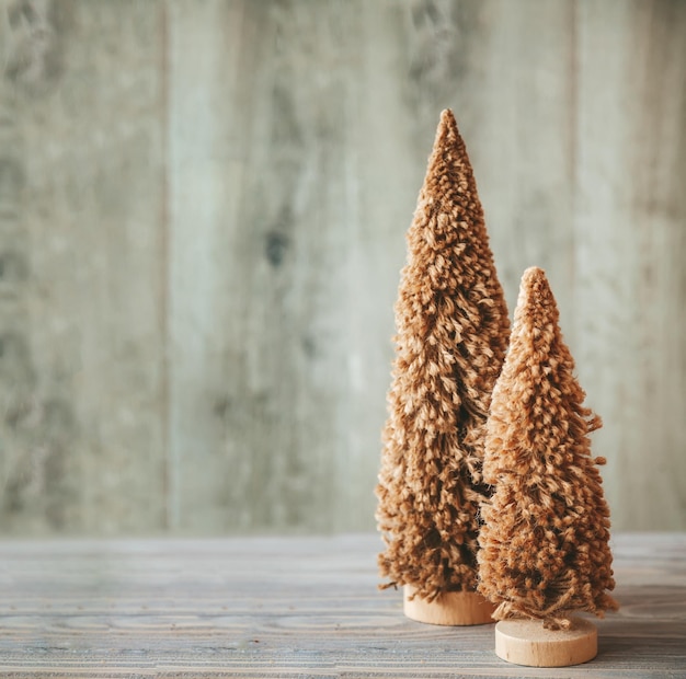 Petits sapins de Noël en fibre