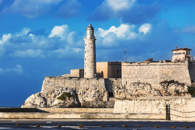 Phare et ancienne forteresse