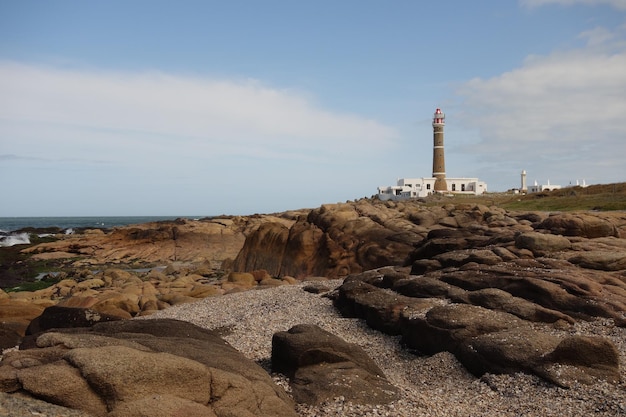 Phare sur la communauté de plage de Cabo Polonio Uruguay