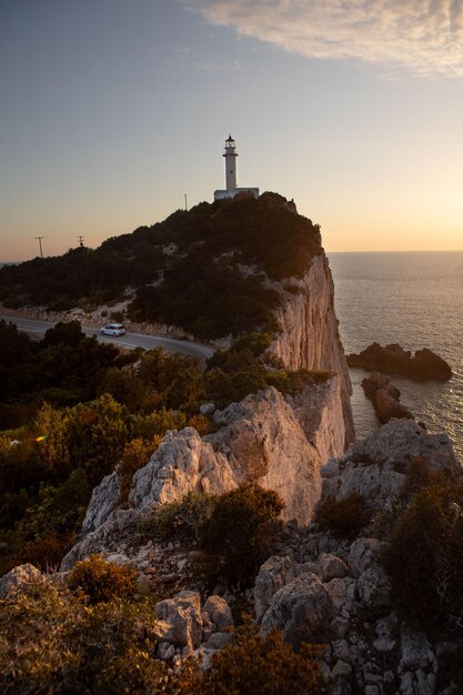 Phare de l'île de Lefkada au coucher du soleil