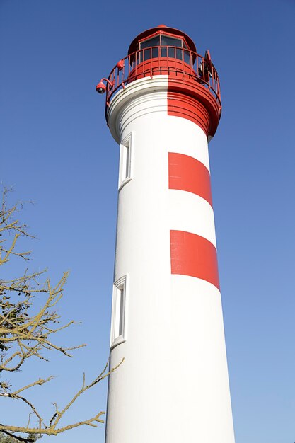 Phare situé à La Rochelle, France