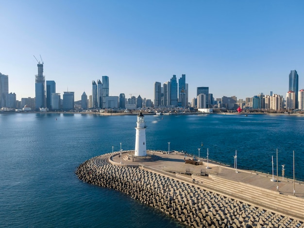 Photo aérienne du paysage urbain dans la région de la baie côtière de Qingdao