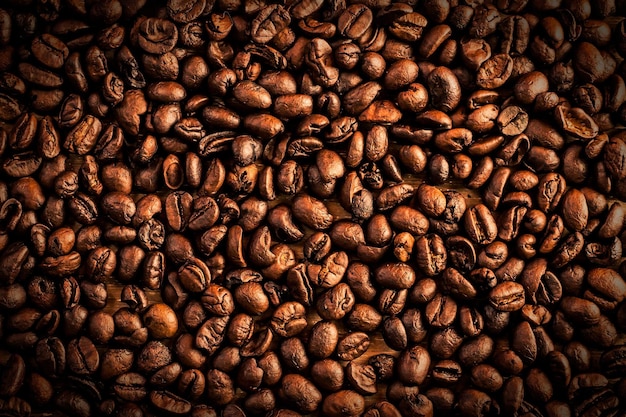Une photo complète de grains de café torréfiés