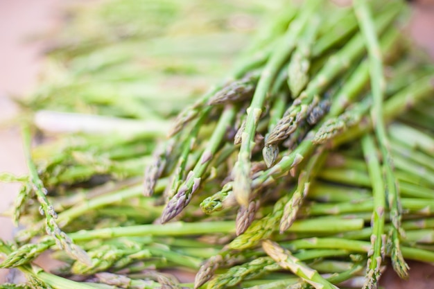 Photo une photo détaillée des asperges