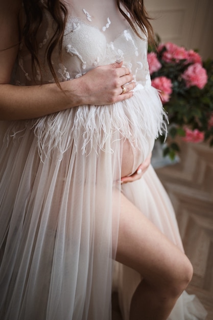 Photo fille enceinte, grossesse, gros plan, robe rose