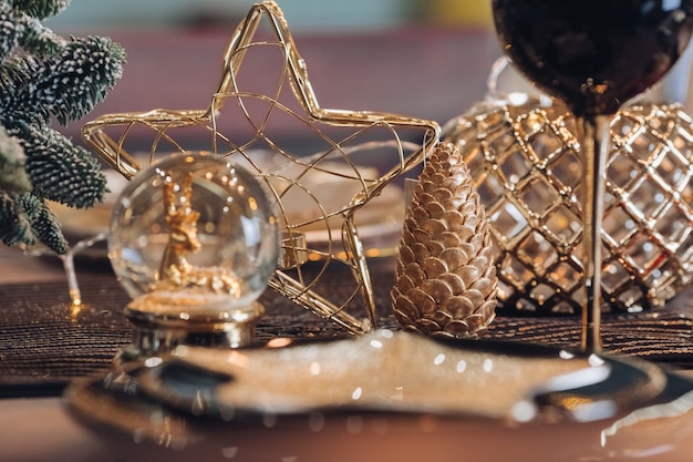 La photo en gros plan d'un dîner de fête à la maison