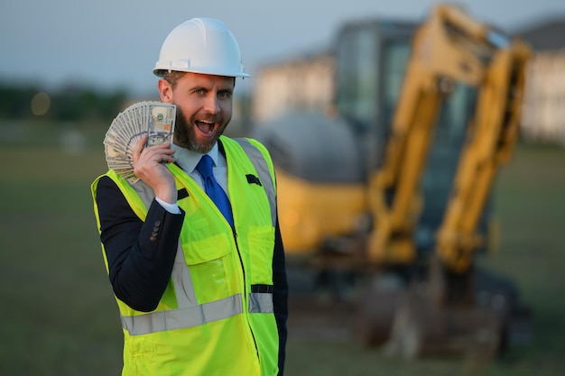 Photo d'un inspecteur avec une bannière de budget d'argent Inspecteur avec un budget d'argent