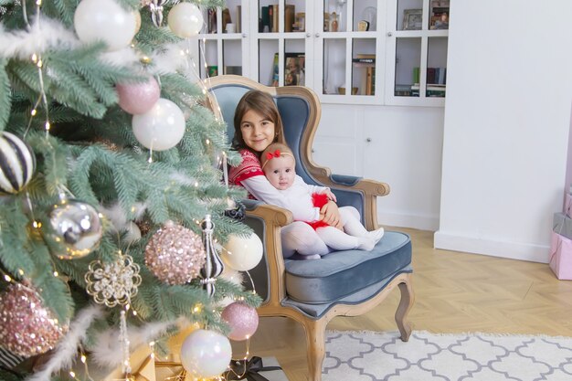 Photo de Noël des enfants nouvel an. Mise au point sélective. Vacance.