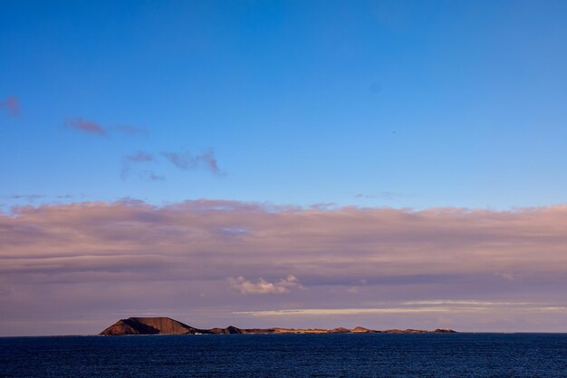 Photo Photo de la vue de la magnifique côte de l'océan