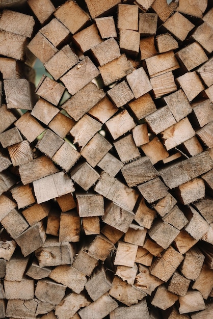 Photo une photo en plein cadre de bûches de bois