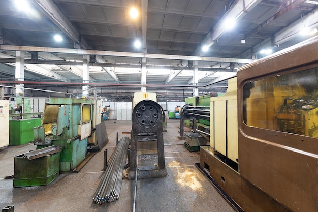 Photo de production d'assemblage automobile usine de pièces automobiles concept d'usine d'usine de moteurs et