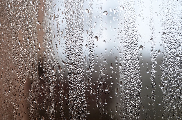 Une photo de la surface en verre de la fenêtre,