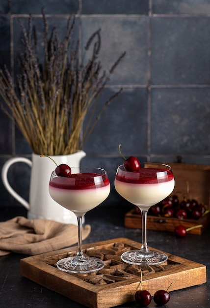 Photographie culinaire de panna cotta