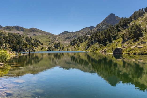 Photographie d&#39;un lac des Pyrénées