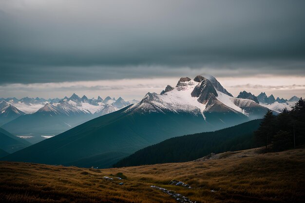 Photographie de paysage d'une montagne