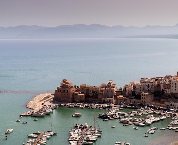 Photo des photographies aériennes de castellamare del golfo en sicile