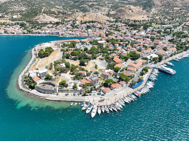 Photos aériennes du village de Foca situé dans l'ouest de la Turquie, Izmir