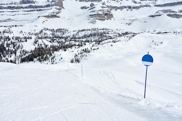 Des photos des routes de neige de Madona di Campiglio