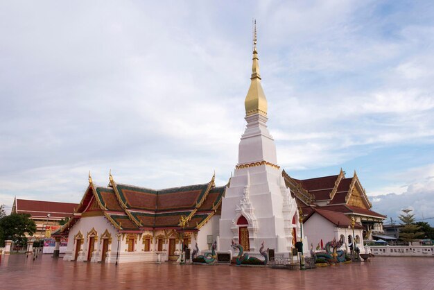 Phra que le choeng chum