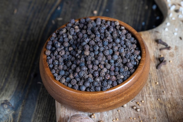 Épices de poivre noir pour la cuisine