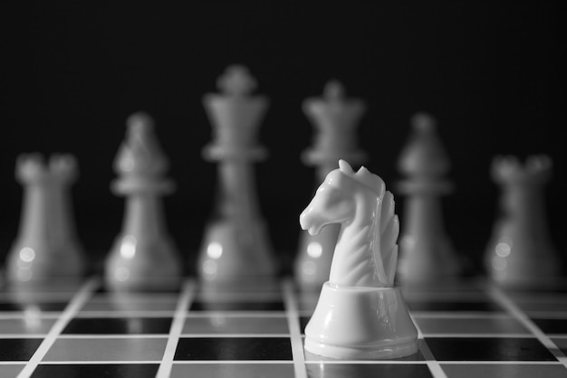 Pièces d'échecs à bord