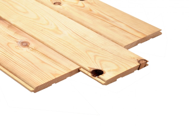 Pièces de rectangle en bois isoler sur blanc