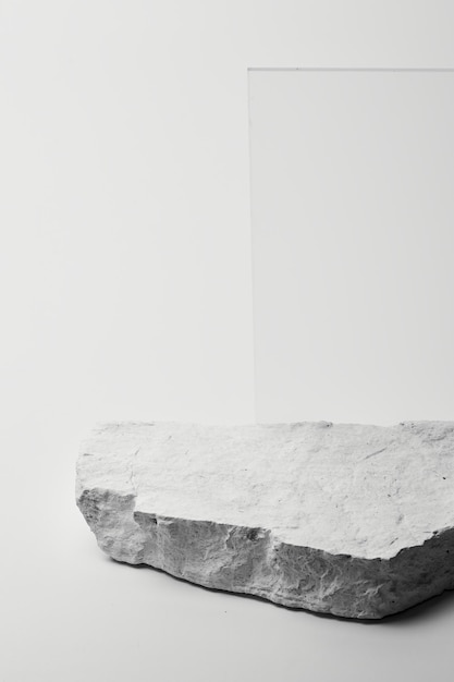 Piédestal en pierre plate arrière-plan de bannière de modèle blanc concept de minimalisme scène de présentation de produit sur podium vide
